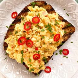 Chilli Scrambled Eggs